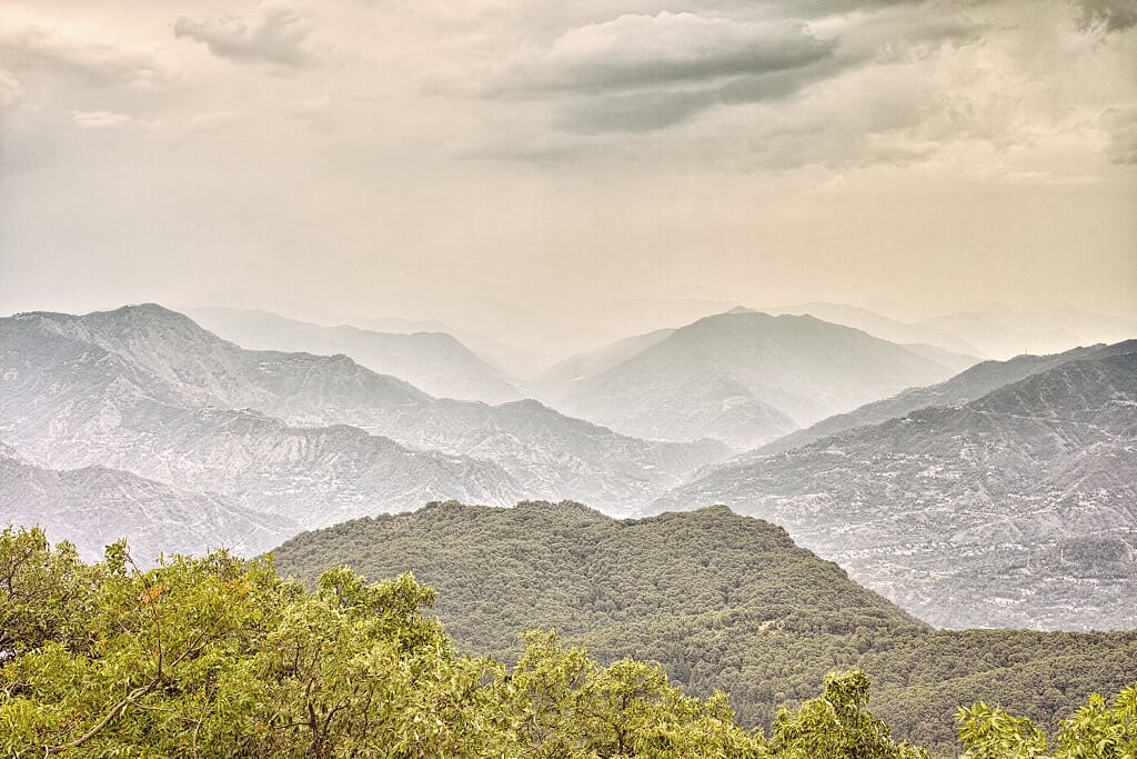 Solan to Pandava Gufa and Karol Ka Tibba trek